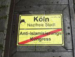 Köln'de Müslümanlar Aşırı Sağa Geçit Vermiyor