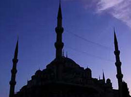 Almanya'da Türk Derneği ve Camisine Saldırı