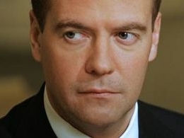 Medvedev'den Ermenistan'a 'Aba Altından Sopa'