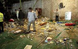 Blast in Pakistani town leaves 32 dead