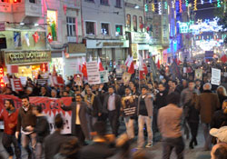 Taksim'de Büyük Bahreyn Yürüyüşü (Foto)