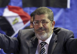 Mısır'da Mursi-Yargı Çatışması
