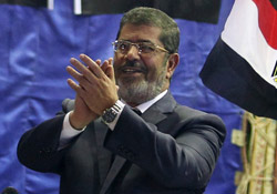 Mursi Filistin Liderlerini Bir Araya Getiriyor