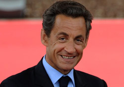 Sarkozy'den Dost Kazığı!