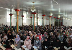 Zeynebiye'de Hatim Programı (Foto)