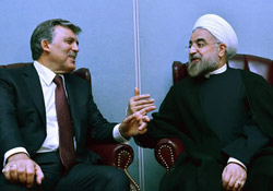 Gül, Ruhani ile Görüştü
