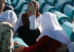 Srebrenitsa Anneleri Hollanda?yı Dava Etti
