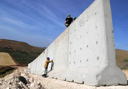 Suriye Sınırına Taşınabilir Duvar