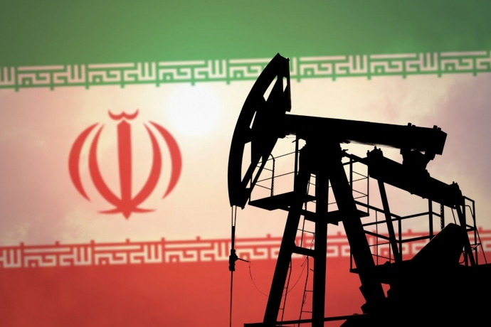 Çin İran'dan Petrol İthalatını Kesmeyecek