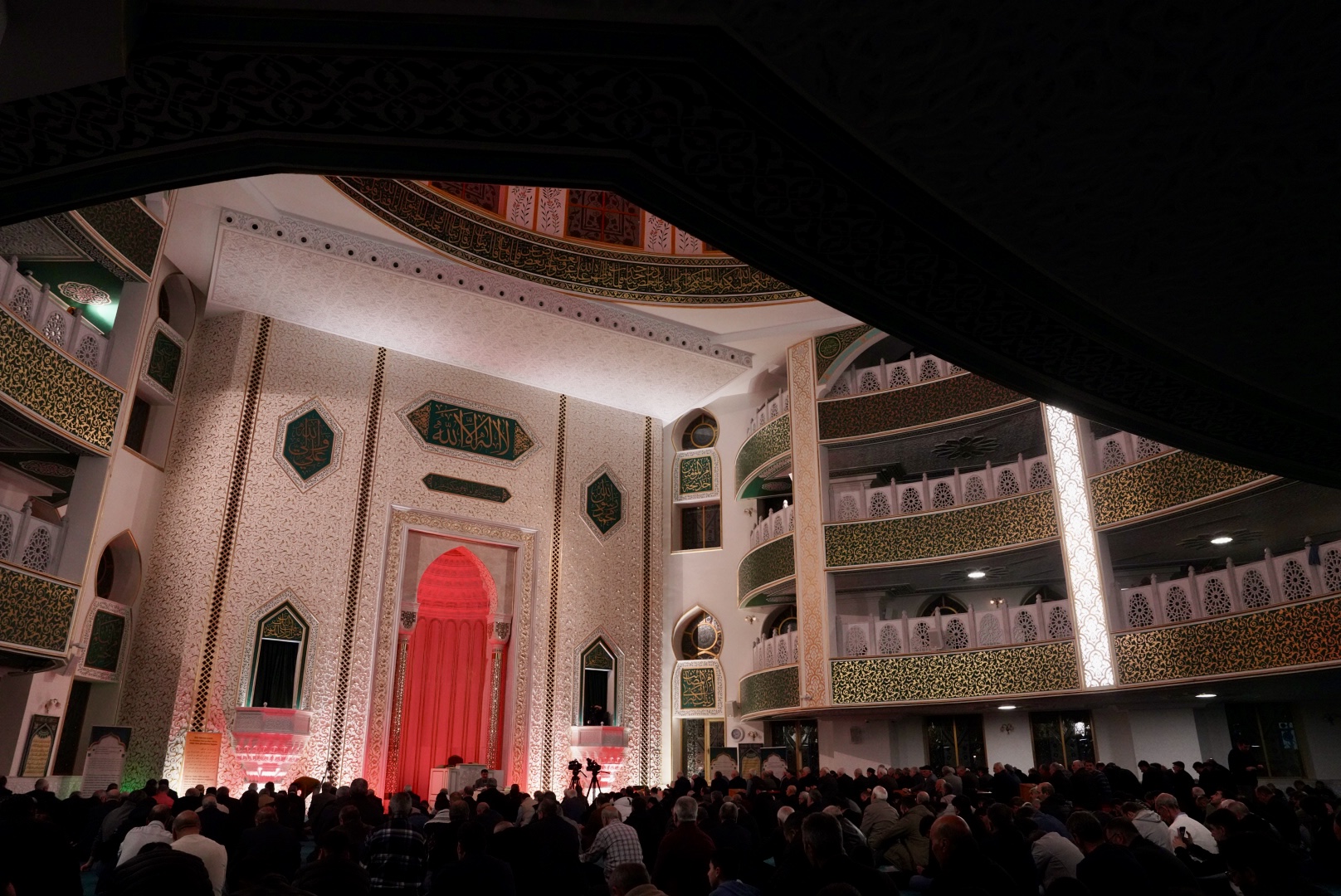 Zeynebiye'de 1. Muhtemel Kadir Gecesi İhya Edildi