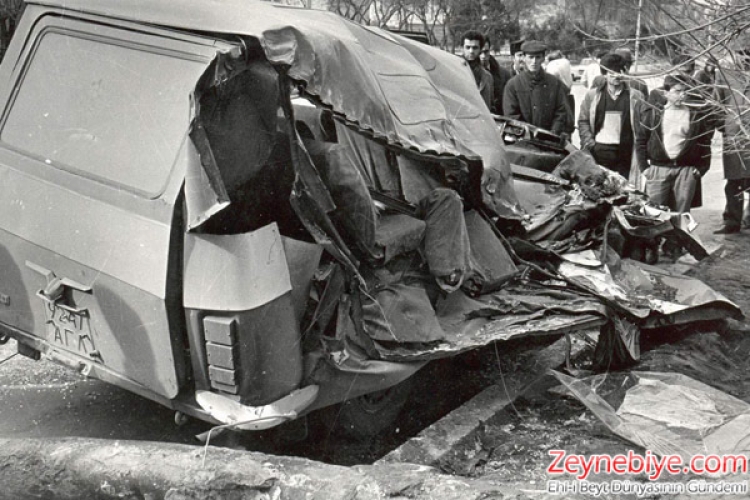 20 Yanvar (Ocak) Azerbaycan tarihinin kanlı bir o kadar da şanlı sayfalarından biri. Sovyet Kızıl Ordu'sunun giriştiği katliamda şehitlerin kanı, Azerbaycan'da bağımsızlık ateşini ebediyete kadar tutuşturmuş oldu.