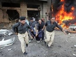 Pakistan' da Şii Cenaze Törenine Saldırı