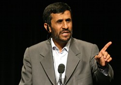 Ahmedinejad: Bölgede Siyonistlere Yer Yok   