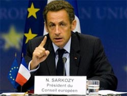 Sarkozy'den İsrail'e Şart, İran'a Tehdit