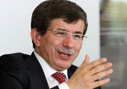 Davutoğlu, Ermeni Açılımını DP ve BBP'ye Anlattı