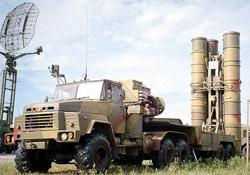 İran S-300'lerin Peşini Bırakmıyor