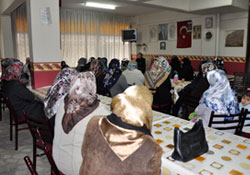 Zehra Ana'dan Sağlık Seminerleri (Foto)