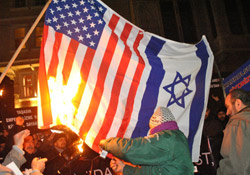ABD ve İsrail Katliamlarını Telin Yürüyüşü (Foto)