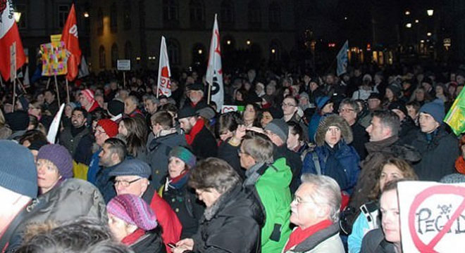 Almanya'da İslam Karşıtı ?Pegida? Protesto Edildi