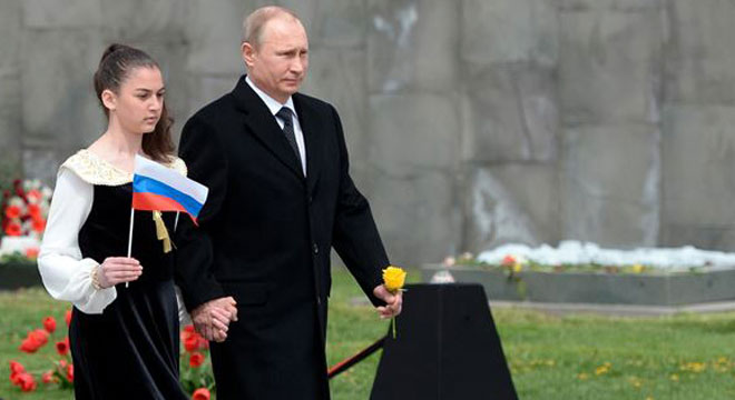 Putin, Ermenistan'da 