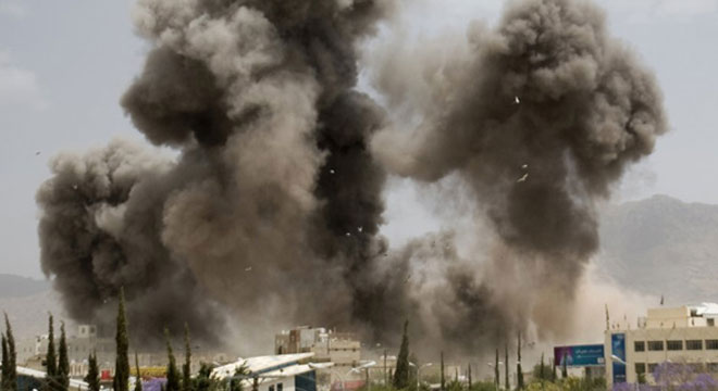 İran Korkusu, Suud?a Havalanı Bombalattı