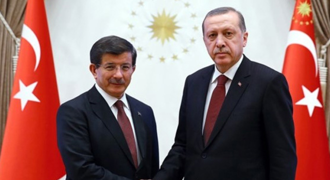 Davutoğlu Görevi İade Ediyor