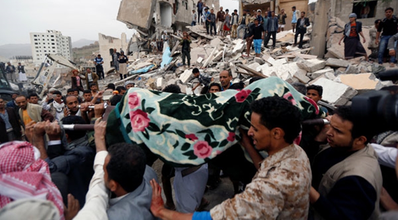Suudi Rejim Yemen'de Sivilleri Vurdu