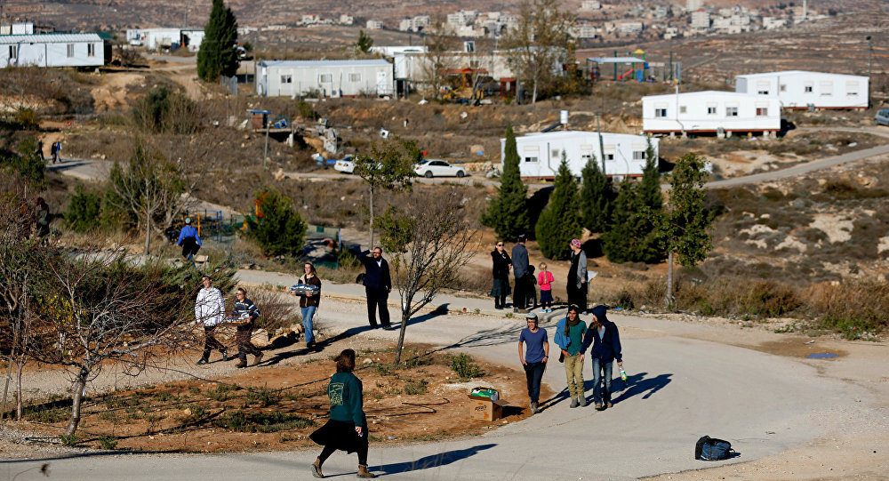 İsrail'den Filistin Köyüne 'Ezan Yasağı'