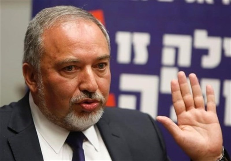 Liberman: Suriye'deki S-300 Savunma Sistemini Yok Ederiz