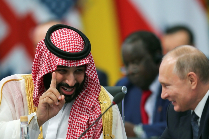 Rusya İle Suudi Arabistan 'Beşlik Çaktı', Petrolü Kontrol Altına Aldı