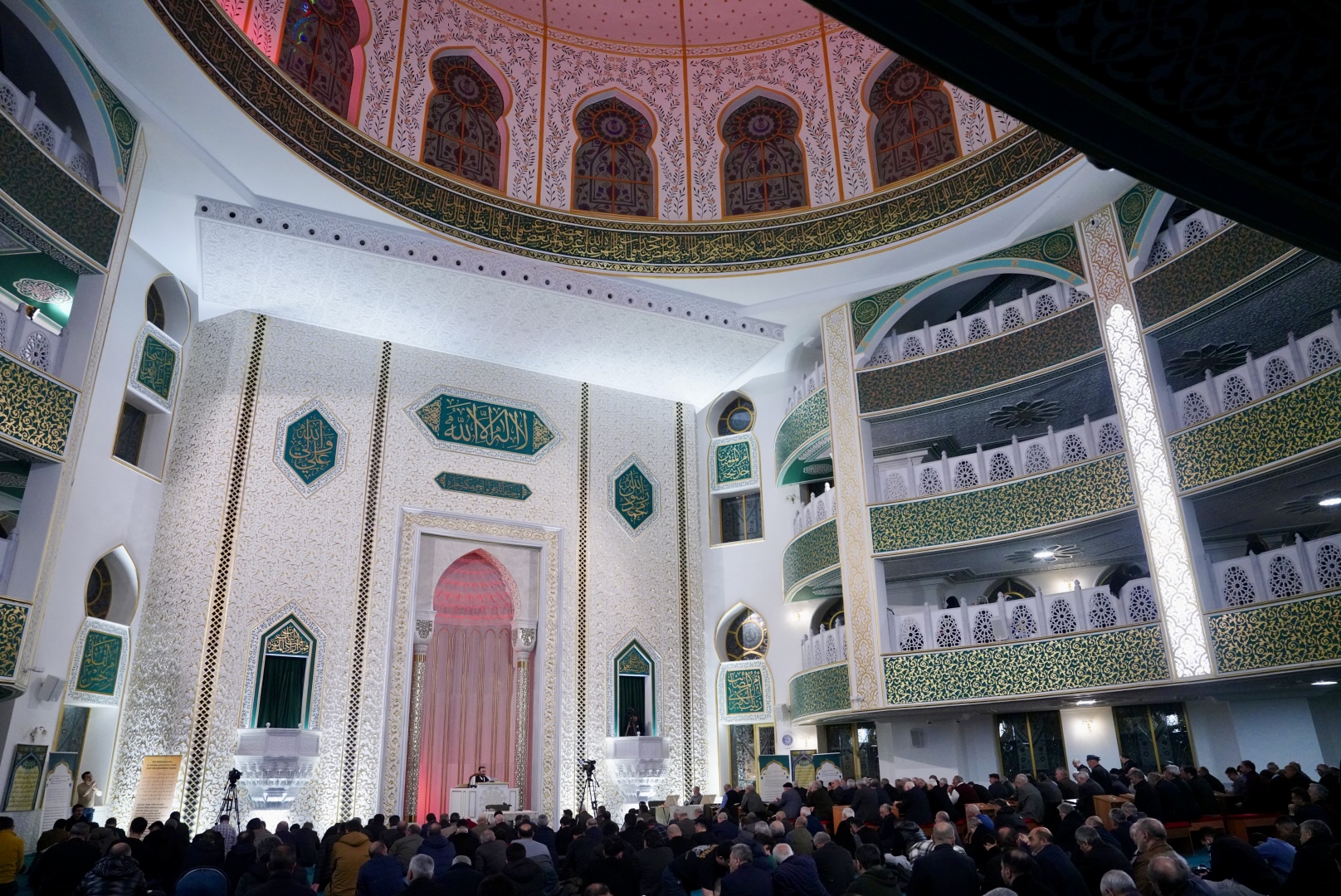 Zeynebiye'de 3. Muhtemel Kadir Gecesi İhya Edildi